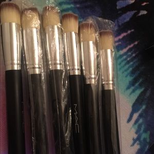 Mac single brushes